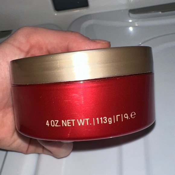 Mary Kay Bath & Body Illuminea Mary Kay Body Souffle 4 Ozscented